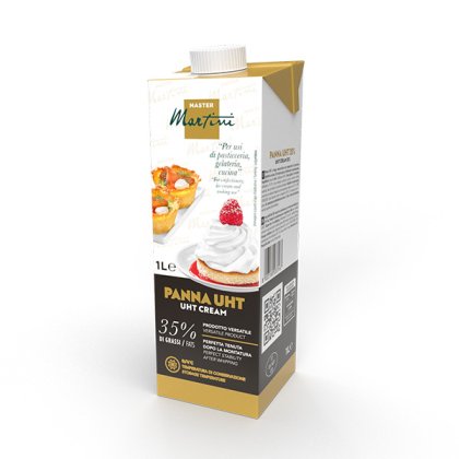 Kartonik 1 l śmietany UHT Master Martini Panna, 35% tłuszczu, z wizerunkiem ciast i bitej śmietany na etykiecie.