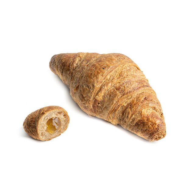 Złocisty, listkowy croissant z odciętym kawałkiem, ukazujący miękki nadziewany środek