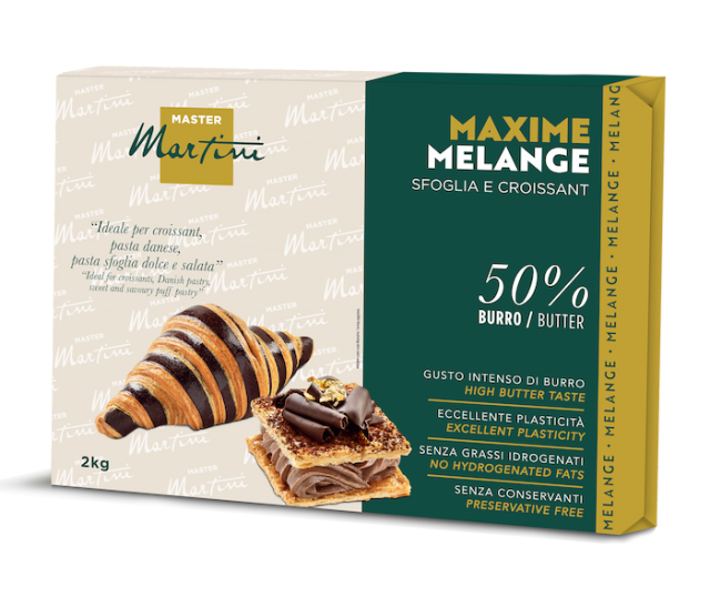 Opakowanie 2kg Master Martini Maxime Melange do croissantów i ciasta francuskiego, 50% masła, z croissantami z czekoladą